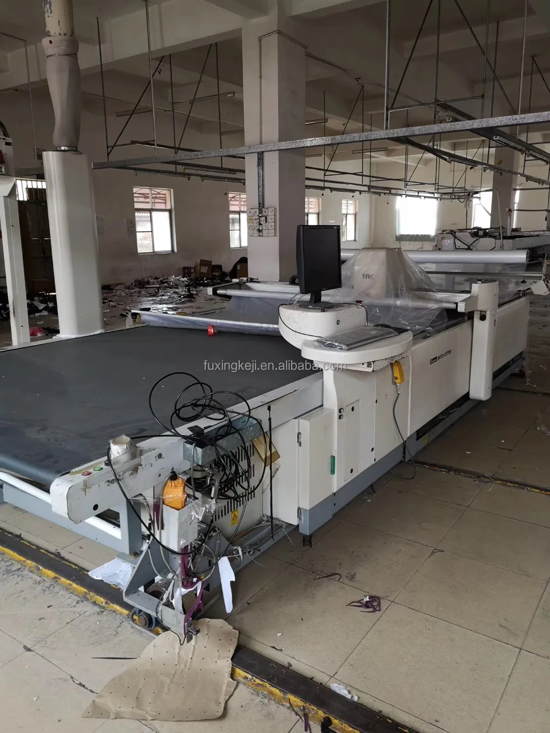 Japan brand Automatic Cloth Spreader Fiber Garment Spreading Machine Textil Machine Garment fabric spreading machine