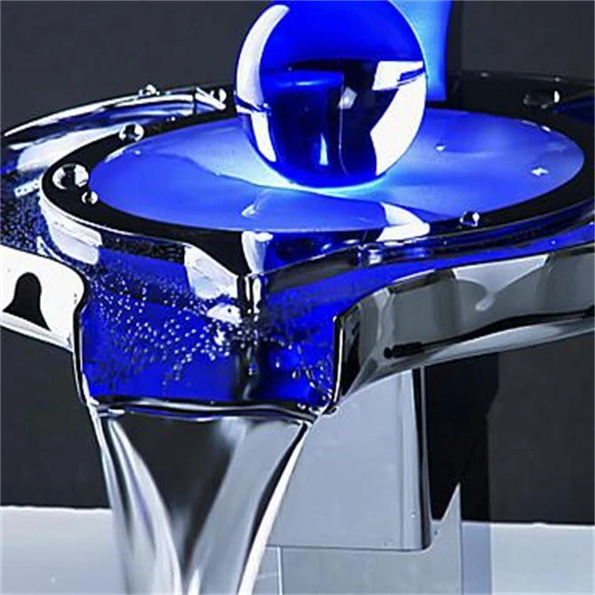
Hot Sale Luxury Deck Mounted Square Led Basin Faucets For China Cheap Price 