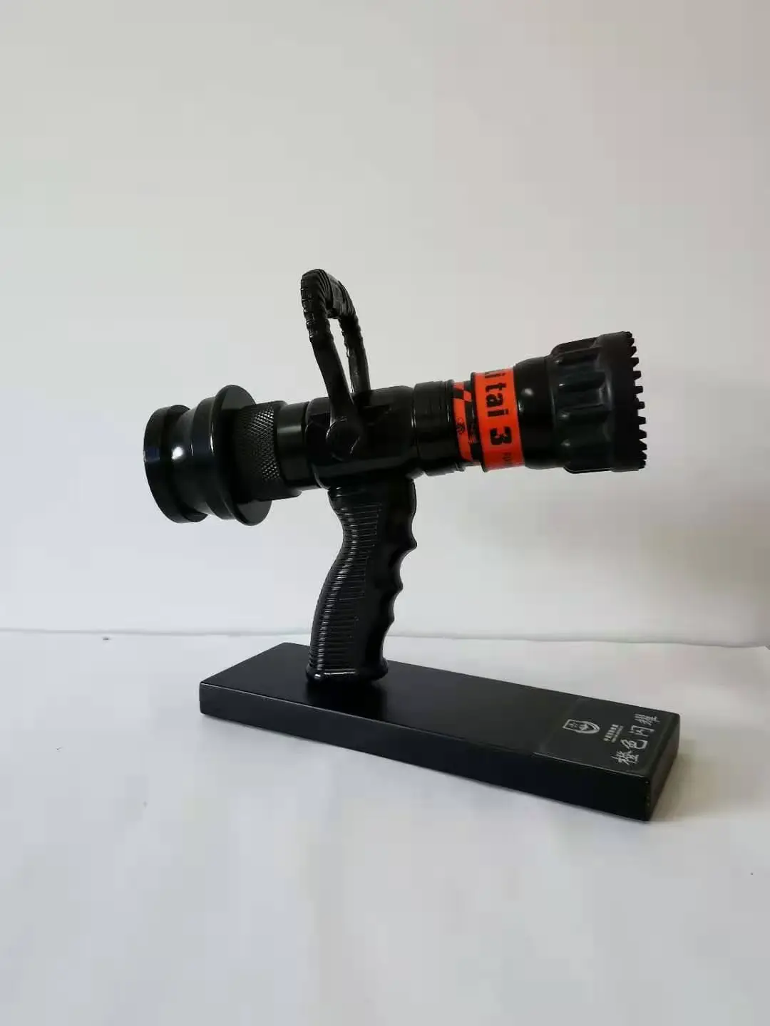 Limited Time Goods Adjusted Easily Non-corrosive Fire Fighting Nozzle