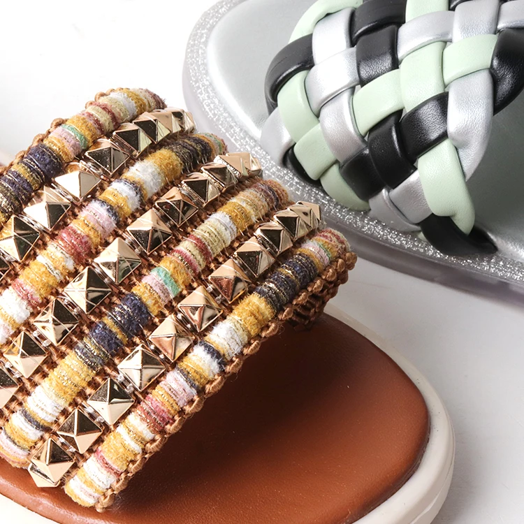 2022 New Design Slippers Ladies Beach Shoes Outdoor Flat Slides Shoes Summer Flats Sandals for Women