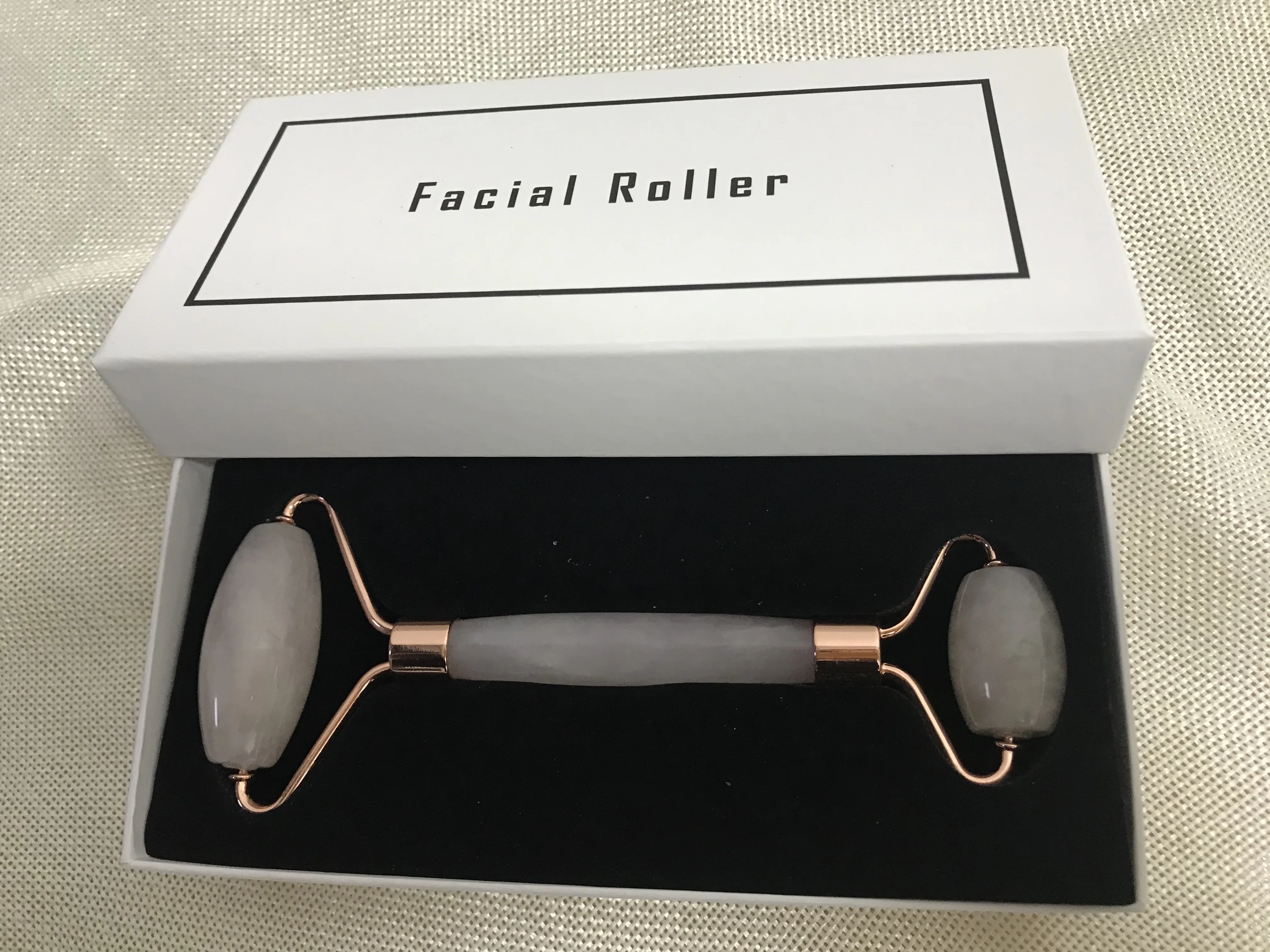 
Ready to ship noiseless facial massage roller Rose Quartz Jade Roller For Face with box price 