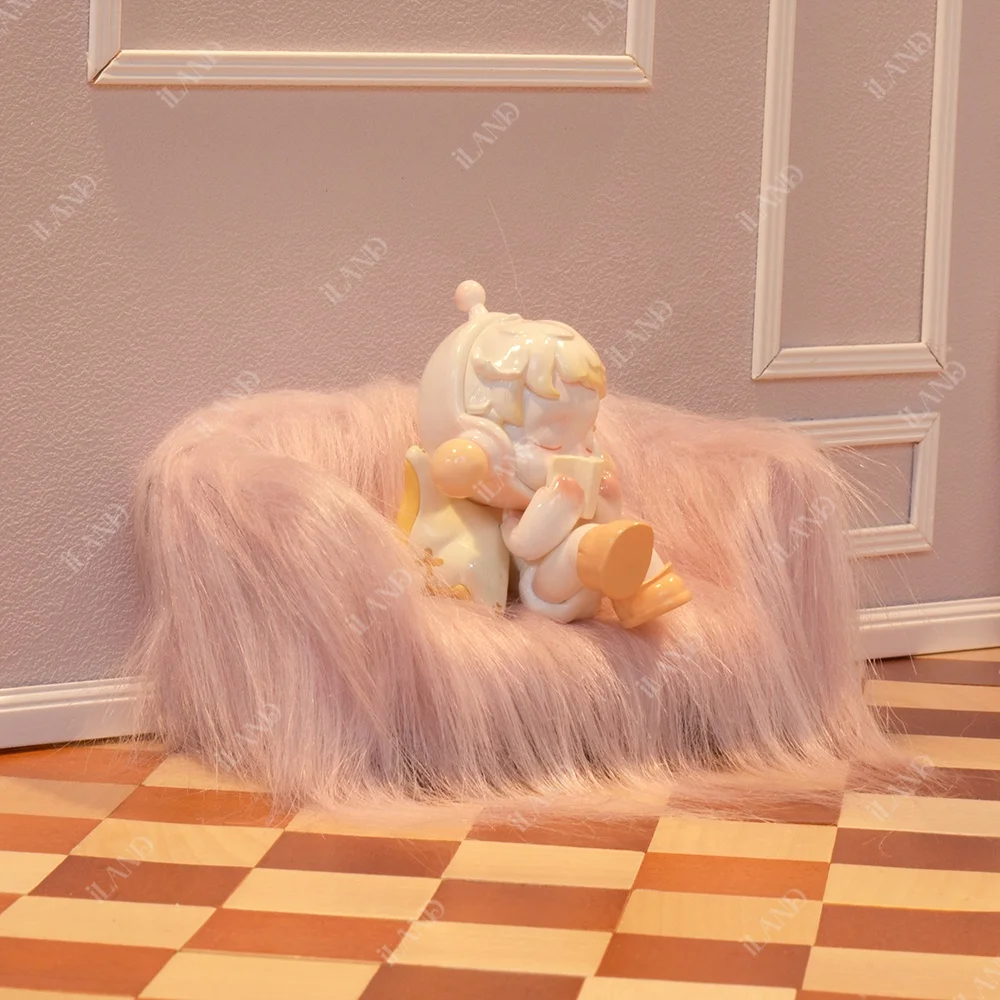 iLAND Dollhouse Furniture Set of Miniature Couch Furry Beast Couch & Sofa & Bunny Comb, Amazing Lovely Gift Comb it with love!