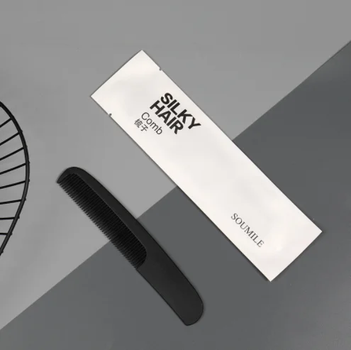 Hot sale Personal care set hotel travel trip kit Toothbrushes shaving shower bag paste cepillo dental adult OEM logo customized