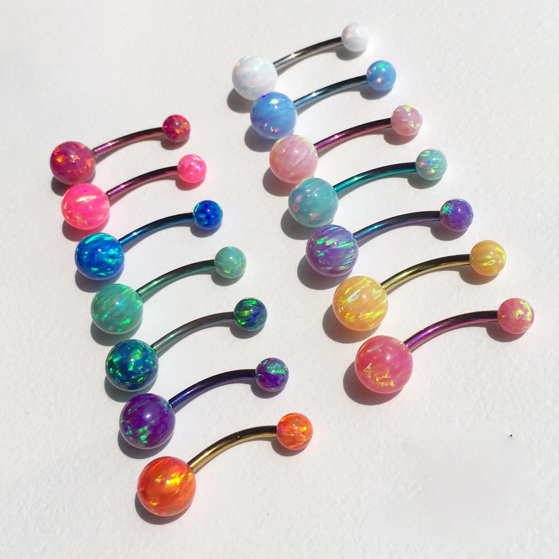 Кольцо для пупка из хирургической стали с опалом 14 г