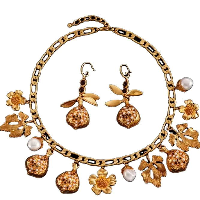 Golden Pomegranate Fruit Leaves Flowers Pearls Tassels Inlaid With Zircon Millet Beads Necklace Earrings Retro Court Spanish Set