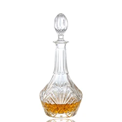 New Product 2022 Round Luxury Crystal Wine Or Whiskey Decanters Geometric Whiskey Decanter