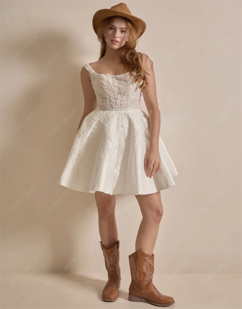 2025 Latest Design  Short Bridal Dresses Square Neckline Sleeveless Beaded Lace Tulle Wedding Gown