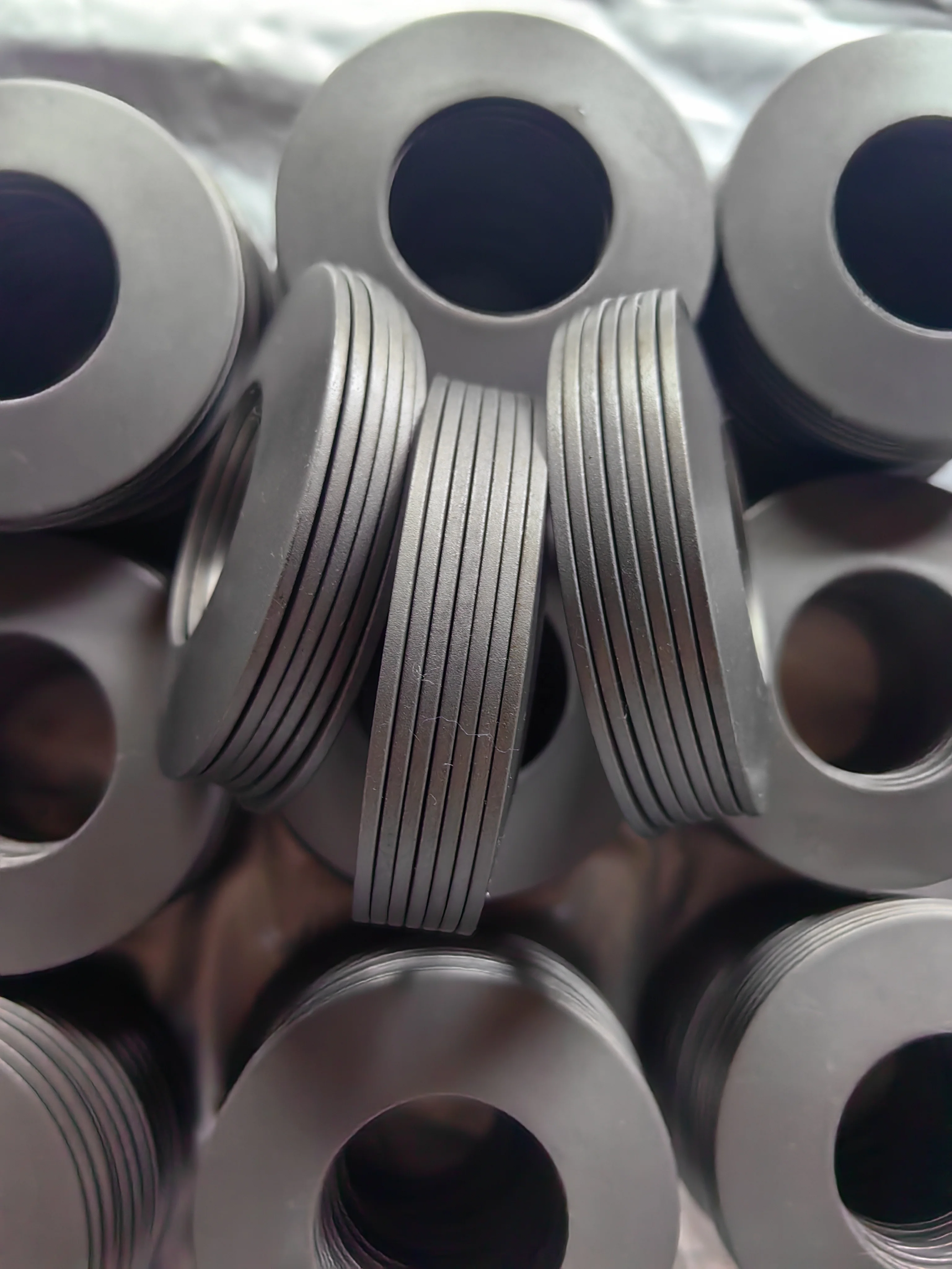 Belleville spring washer Grey anti-corrosion coating phosphating and oiling Disc Spring 50CrV4 Belleville washer 80*41*2.25*5.2