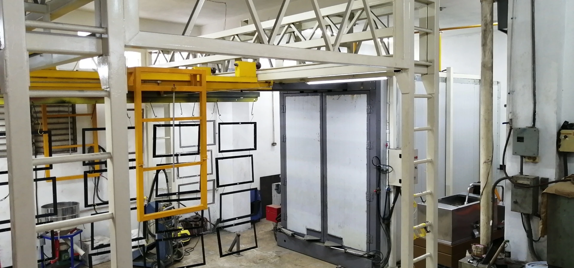 Высокоэффективная ручная линия порошкового покрытия для обработки металлических