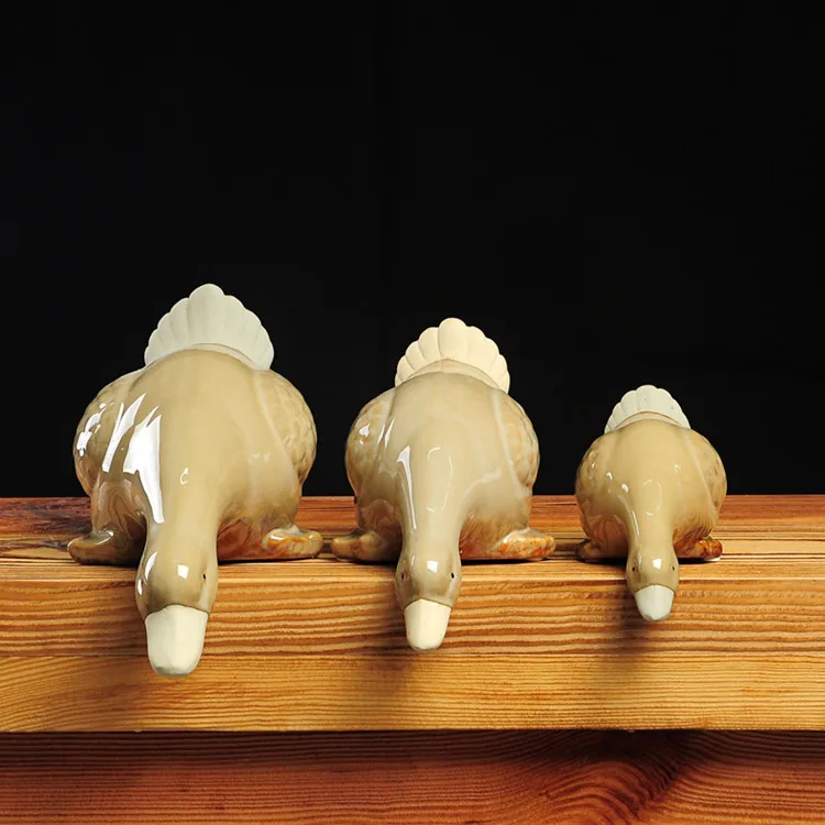 Wholesale Creative Ceramic Duck Crafts luxury home decor New Chinese Decorative Three-piece Set Home Decor Absorbent Duck