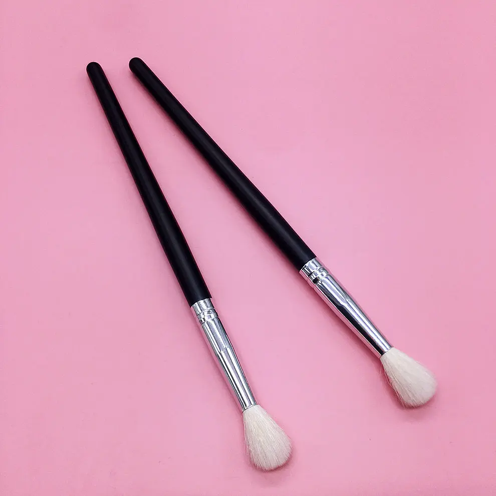 Vegan Nylon Bristles Tapered Blending Brush Soft Eye Makeup Blending Tools for Powder Eyeshadow Looks