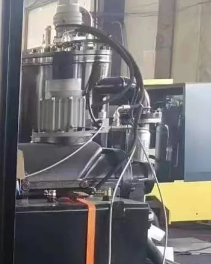 Diesel portable air compressor 176KW 8bar 850cfm mining for digging