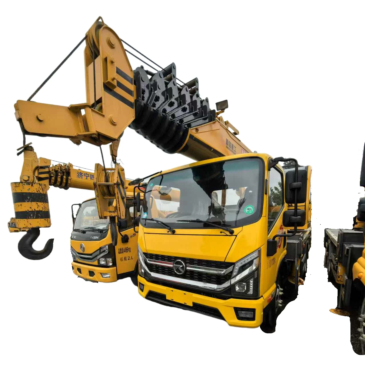 New Model Customized Mini Crane With Telescopic Boom For Compact Lifting Operations In Tight Spaces And Construction Sites