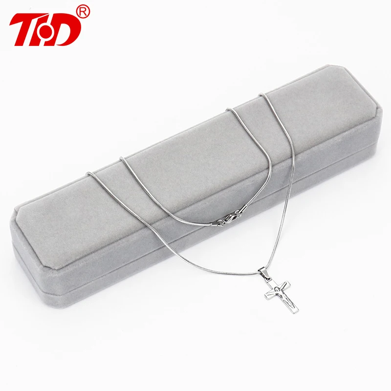 Custom OEM Cross Necklace Plated Silver Prayer Choker Cross Stainless Steel Pendant Necklaces