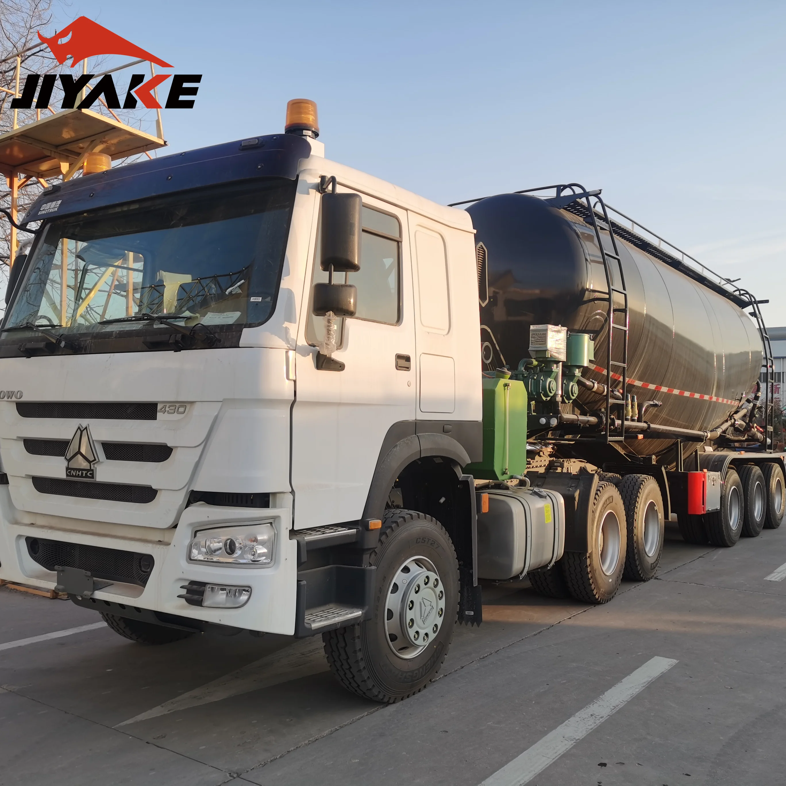 Credible Gray 3axles 50cbm pneumatic dry bulk powder cement carrier semi trailer tanker truck for sale