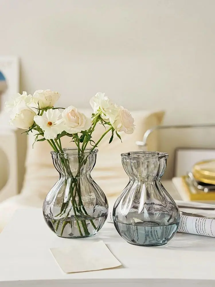 Minimalist Vase Decorative Vase European style colored transparent hydroponic glass vase with ribbon