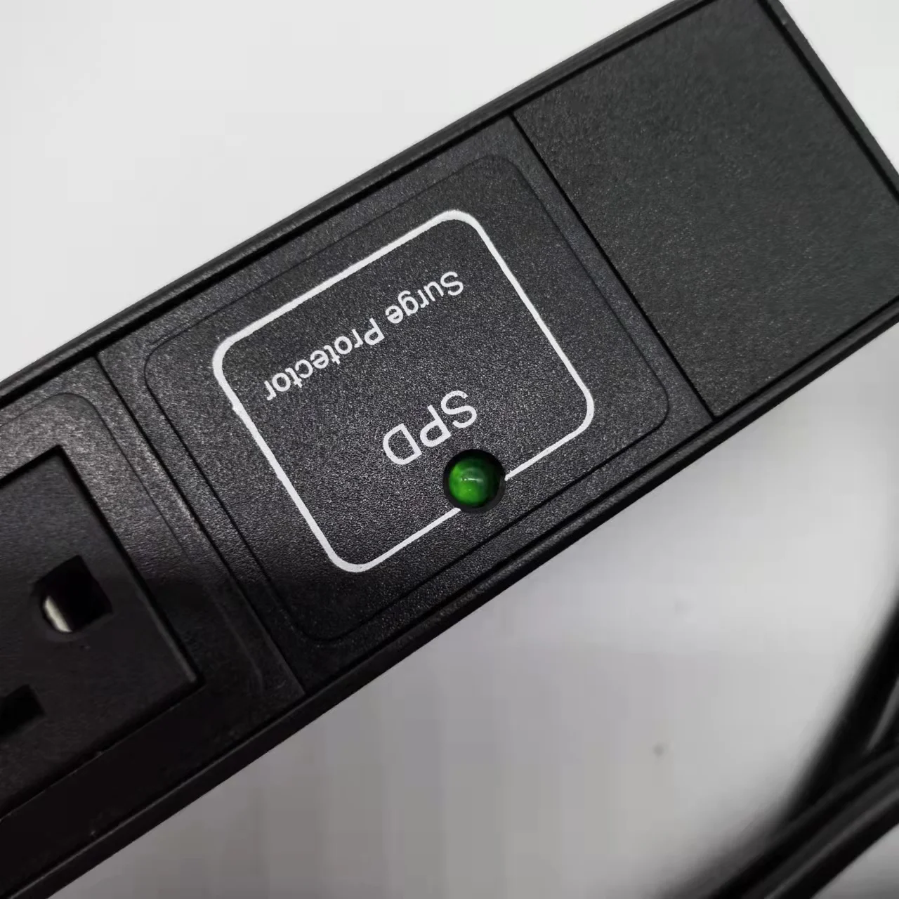 Protector Power Socket PDU 220V 240V 30A VA KWh Remote monitor Smart RELOCATABLE POWER TAP