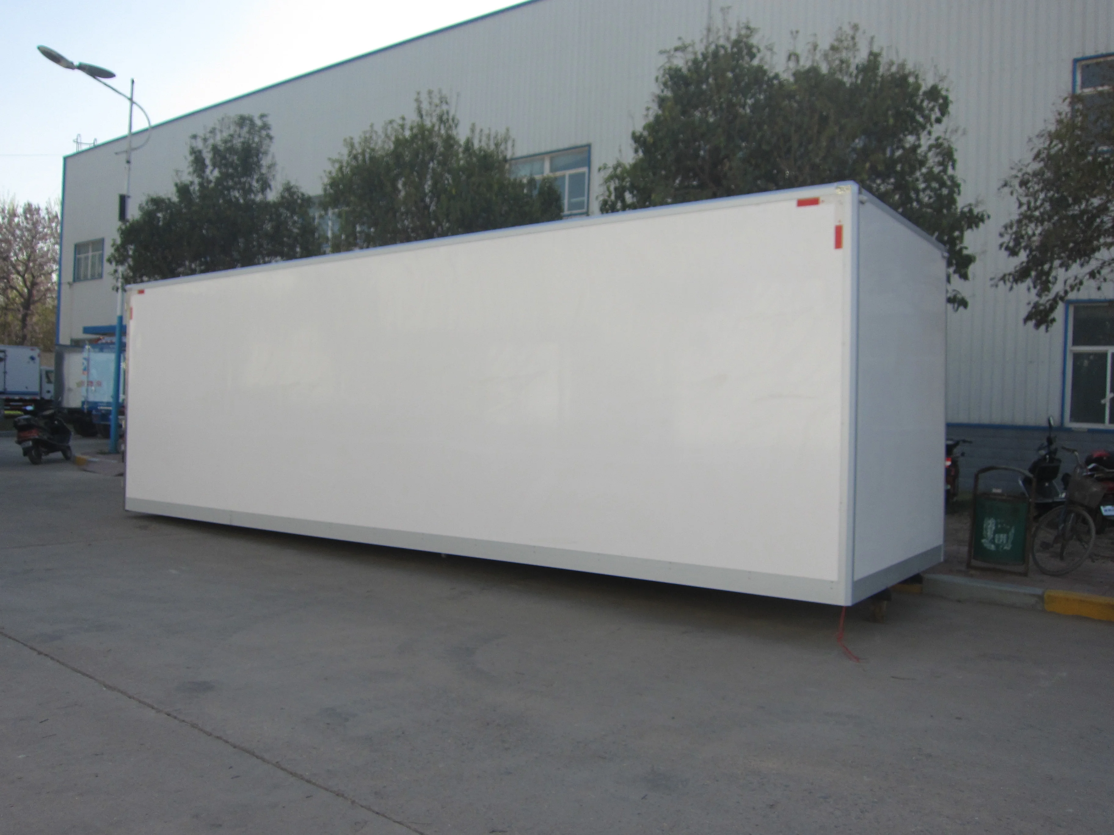high quality finished or CKD insulated frozen refrigerated truck body box with low price