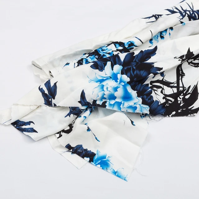 
Hot sale print viscose fabric for garment 