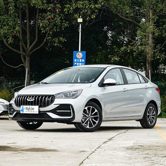 Новый высокопроизводительный седан Chery Arrizo 5GT с кожаными сиденьями автоматической коробкой передач размер шин R17 FWD