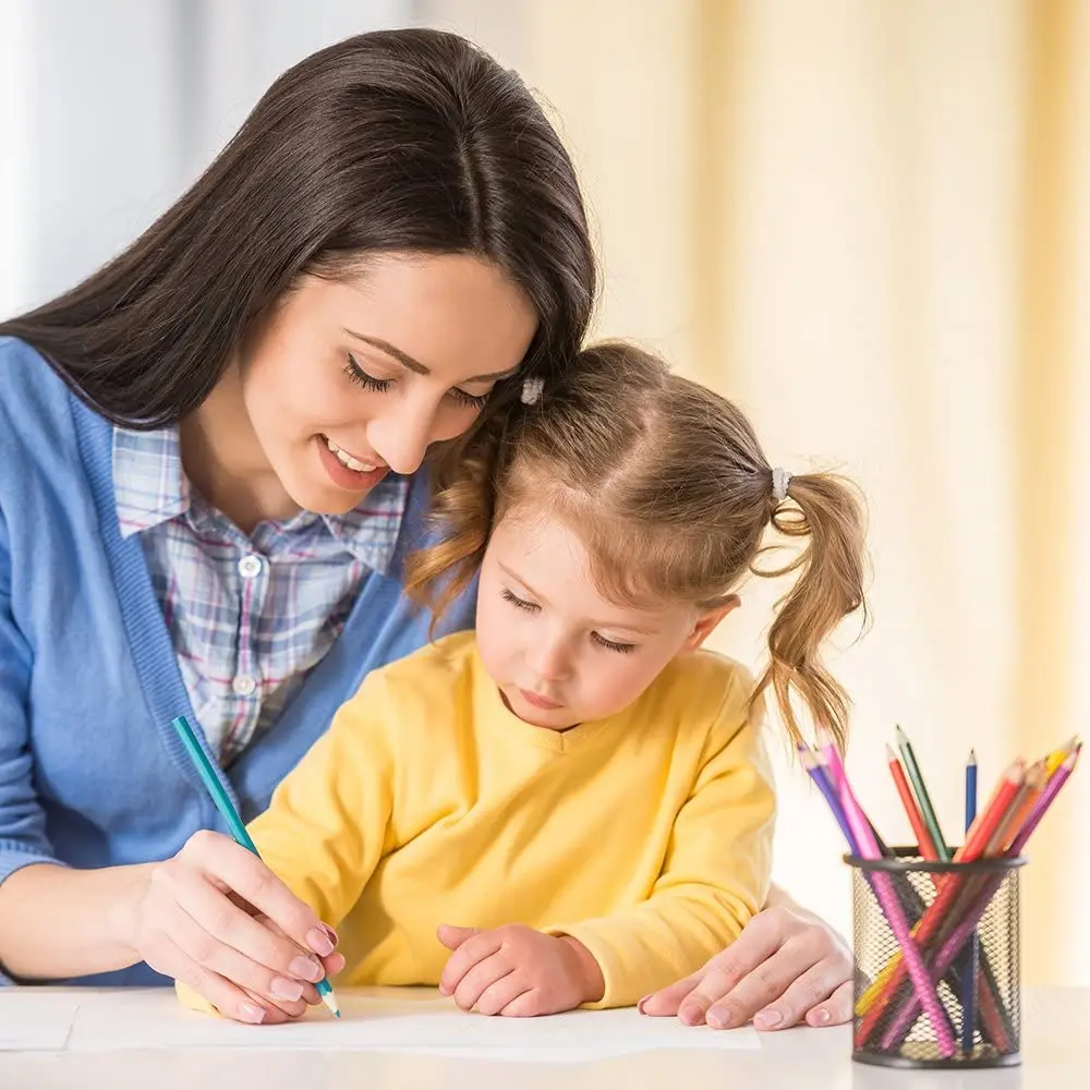 Wholesale Eco-friendly Pre-sharpened 12 Color Pencils Set Natural Soft Wooden Colored Pencils for Kids Drawing with Box