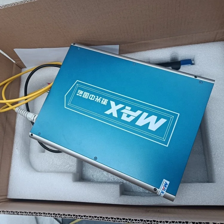 Max raycus  jpt 20w 30w 50w 100w Q-switched 1064nm Fiber Laser Source Price