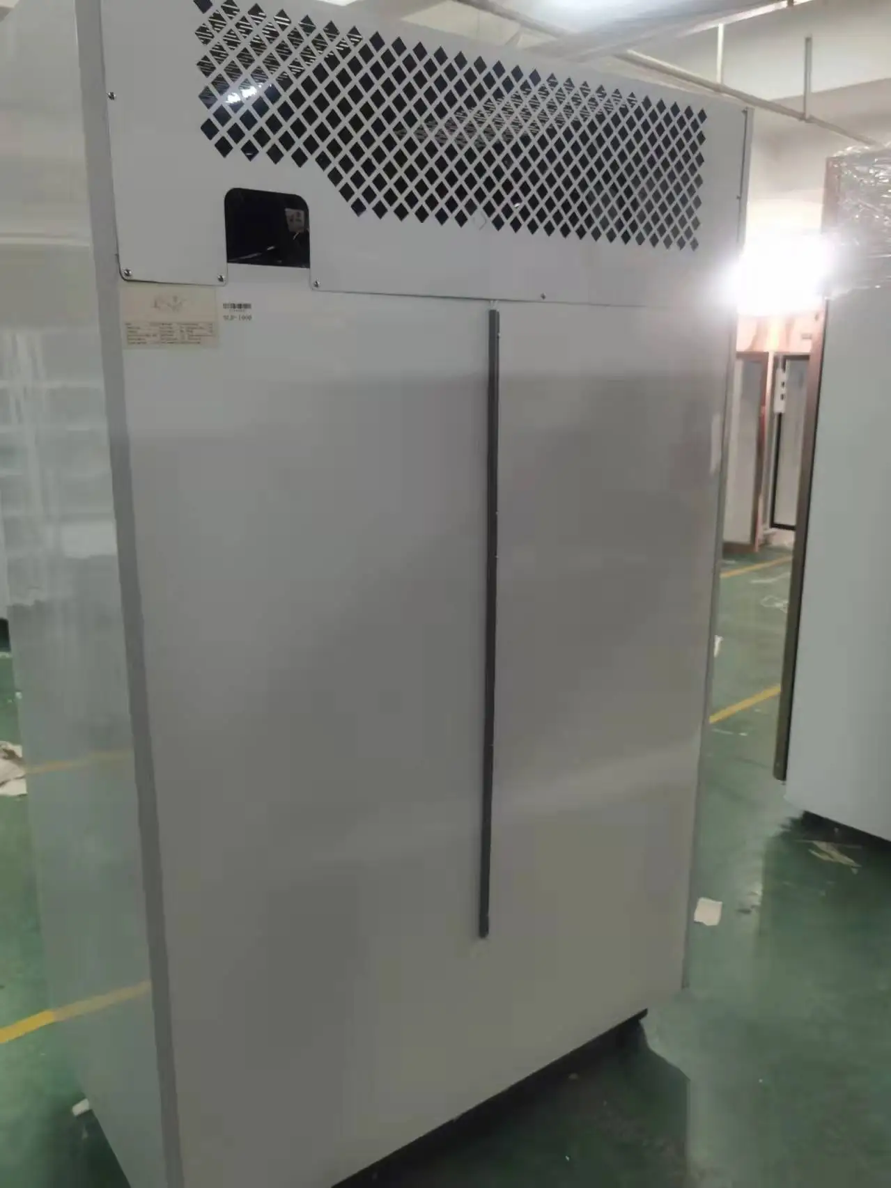 Commercial Kitchen Stainless Steel Refrigerator Single Door Freezer Fridge 220V Refrigeration Equipment Storage