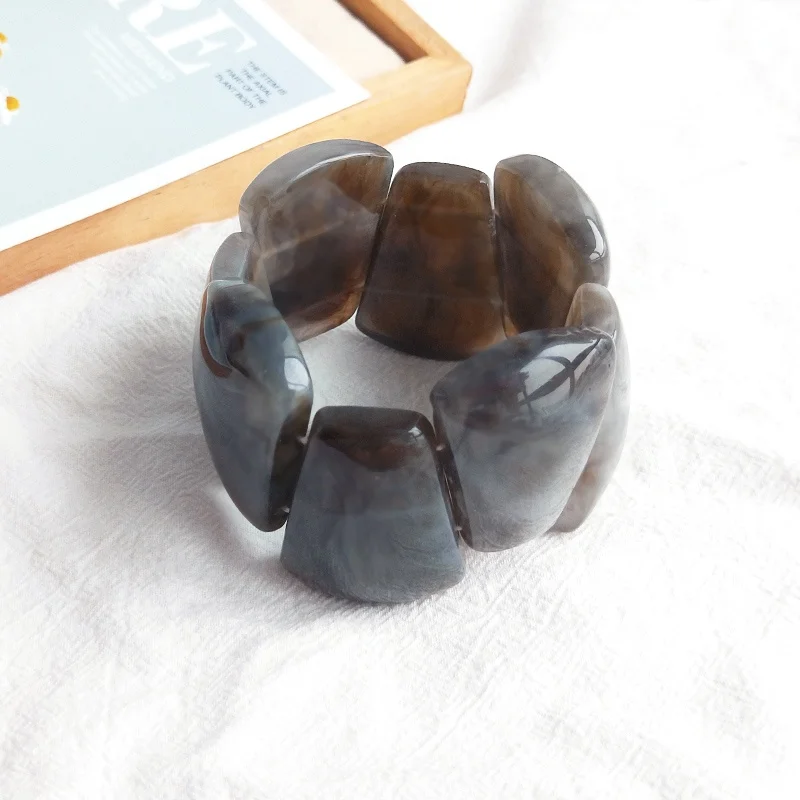 Summer Season Trending Style Stretch Bracelet Jade Colour Stretch Resin Bracelet