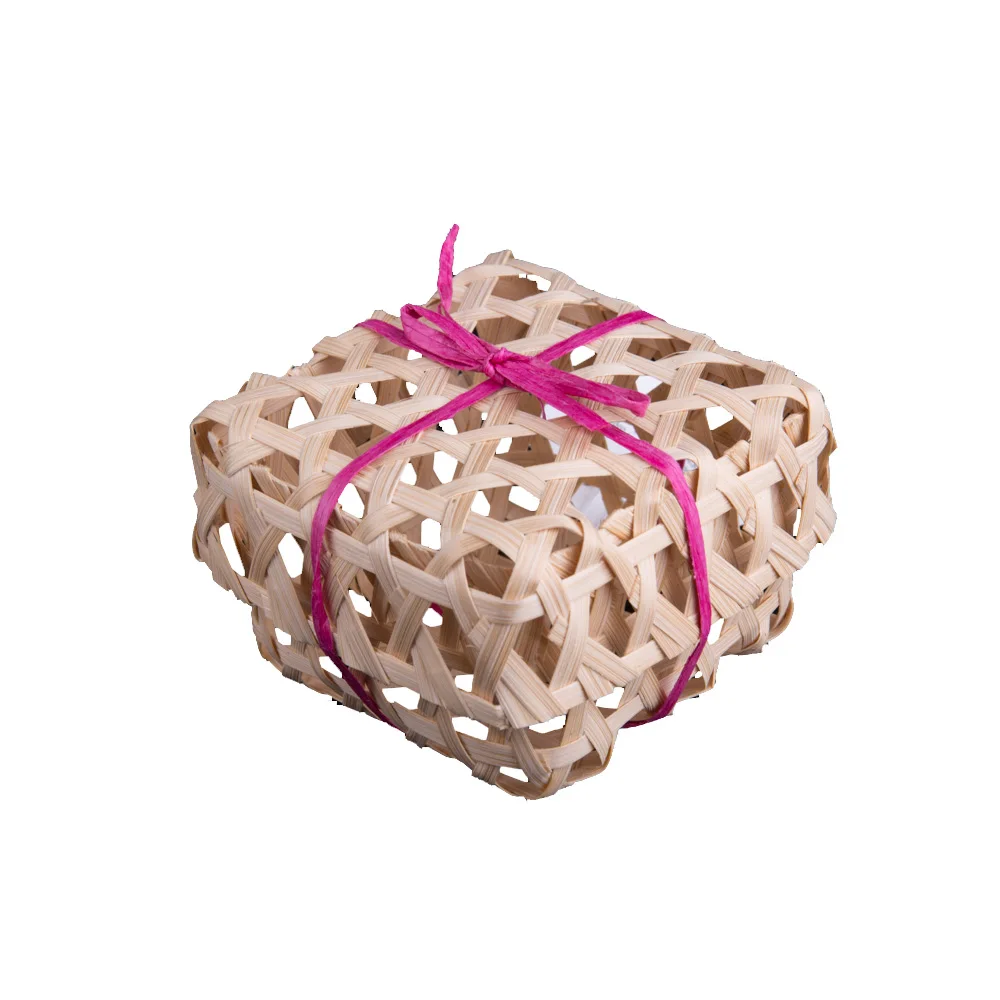 China Factory Wholesale Vietnam Storage Picnic Fruit Gift Small Weaved Hamper Boxes Bamboo Wicker Wooden Basket Set with Lid