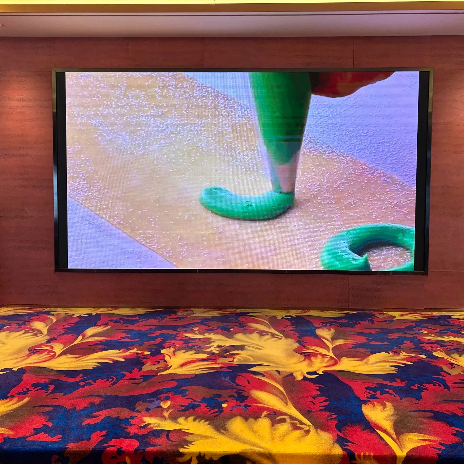 Micro LED 4K High definition Indoor LED video wall P2.5 P3 P4 P5 Advertising panels 2023 Hot Selling