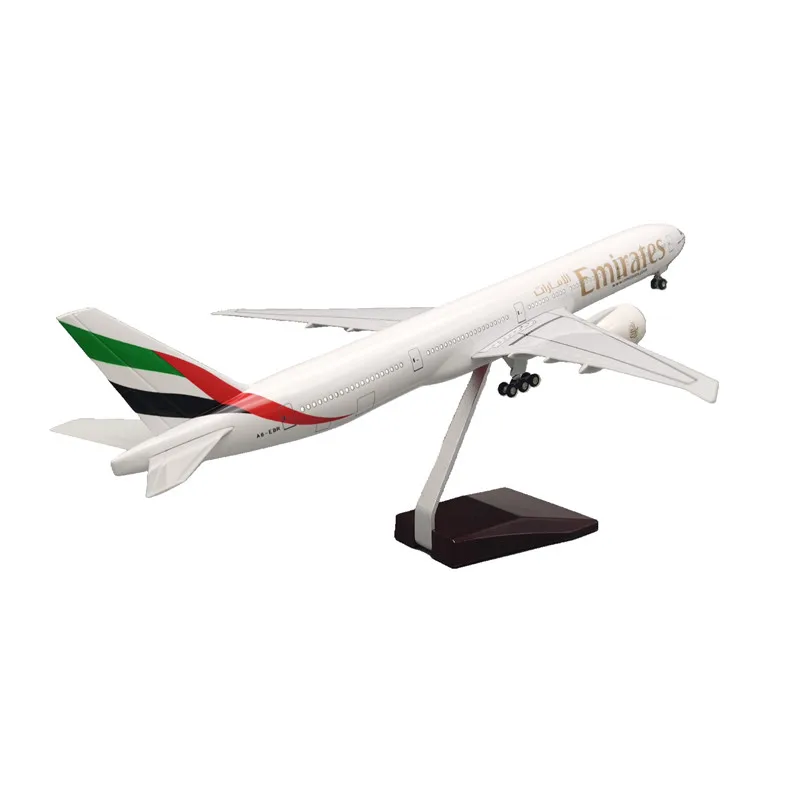 Unique Kids Toy Scale 1:157 47cm B777 Emirates Airline Desktop Airplane Model with LED light and Wheels