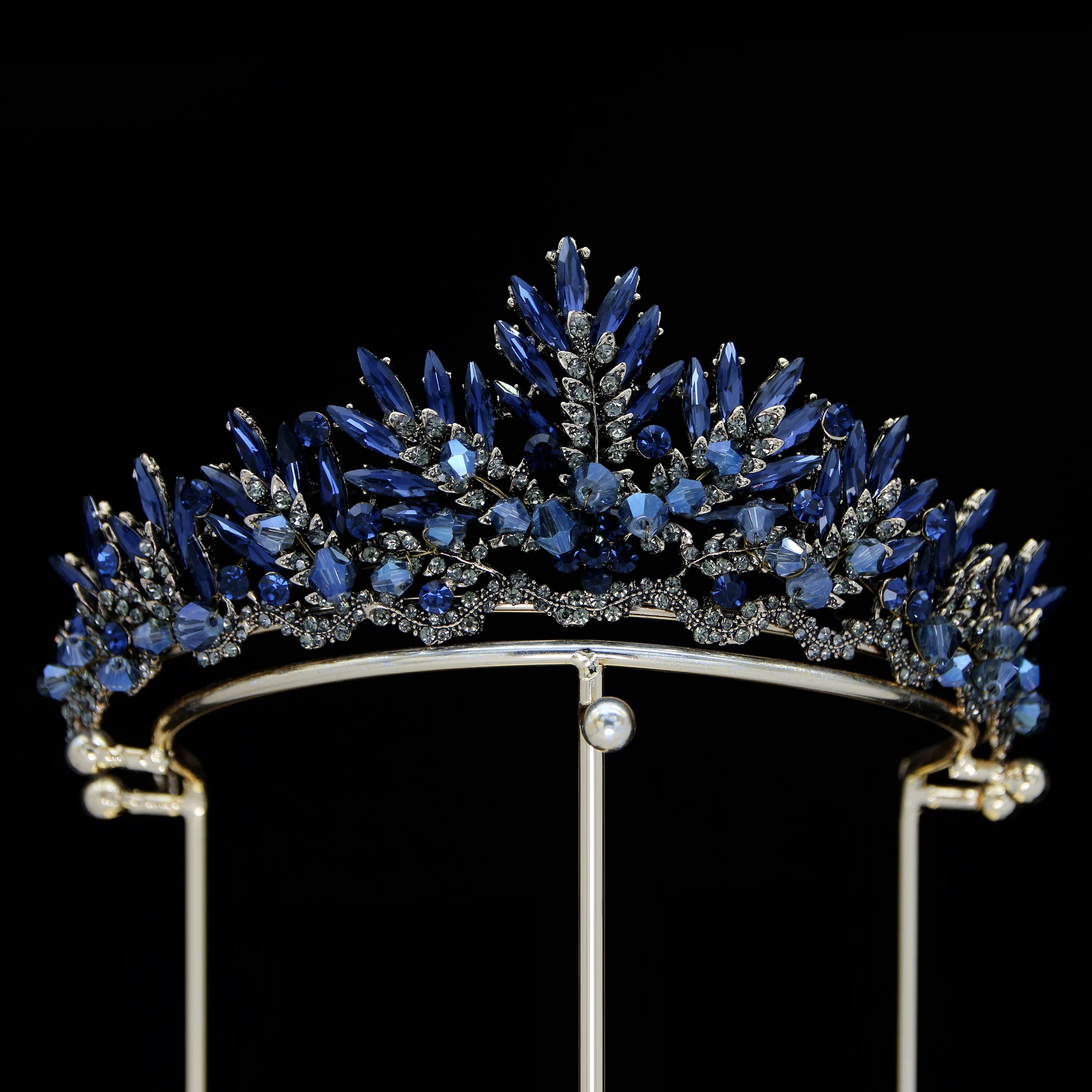 New design princess silver rhinestone crystal pageant wedding bridal handmade crown and tiara for women