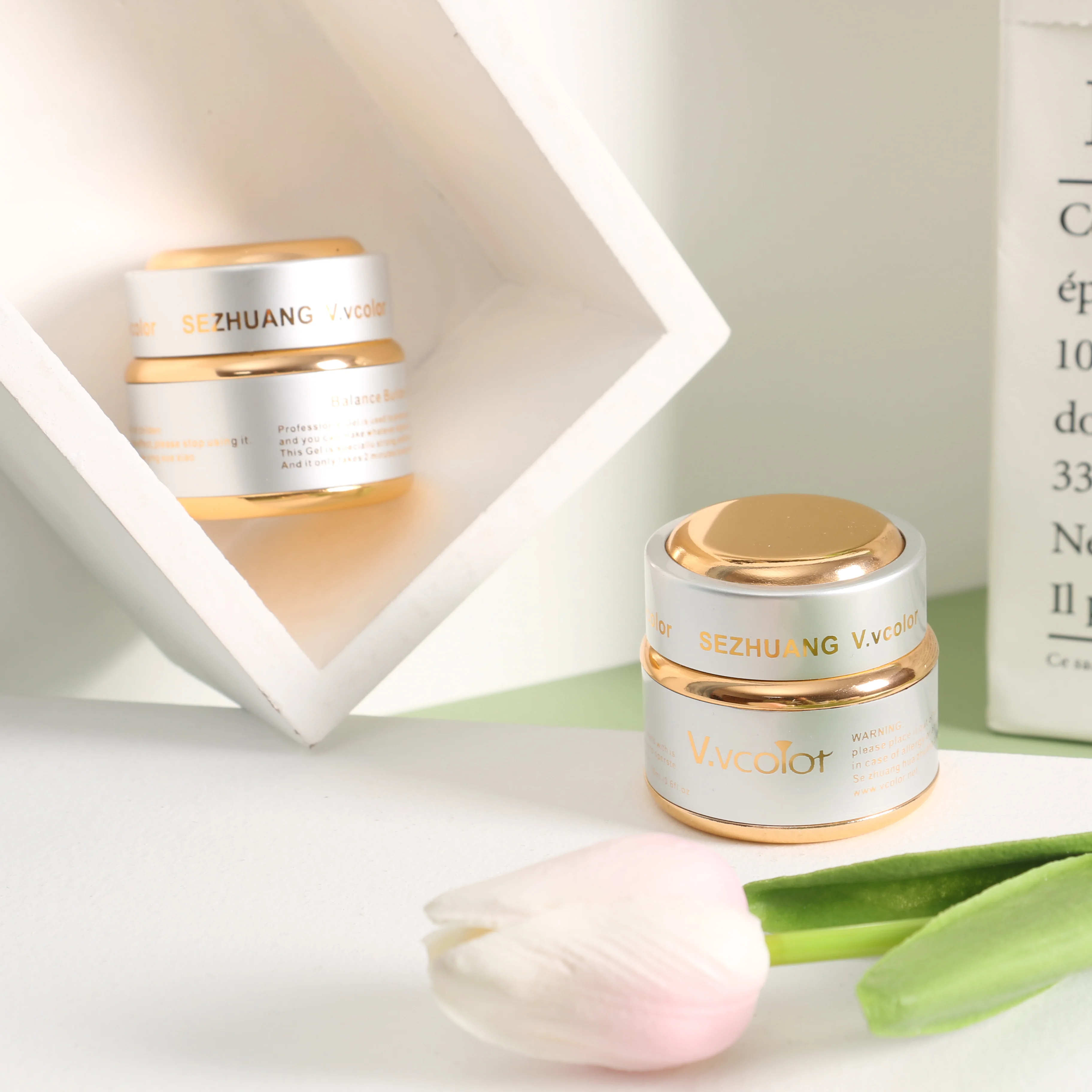 Unique Airless Vacuum Cosmetic Facial Care Cream Jar 10g 12g 15g 50g 1gram 10 gram 15 gram 30 gram 15 ml 100 ml Design Luxury PP