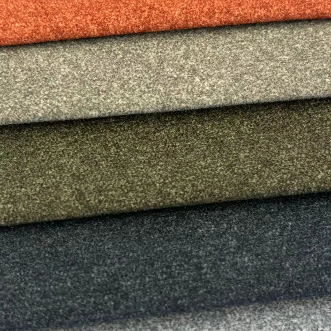 2024 New Luxury Sofa Fabric 100% Polyester Velvet Fabric for Sofa Cationic Milled Design