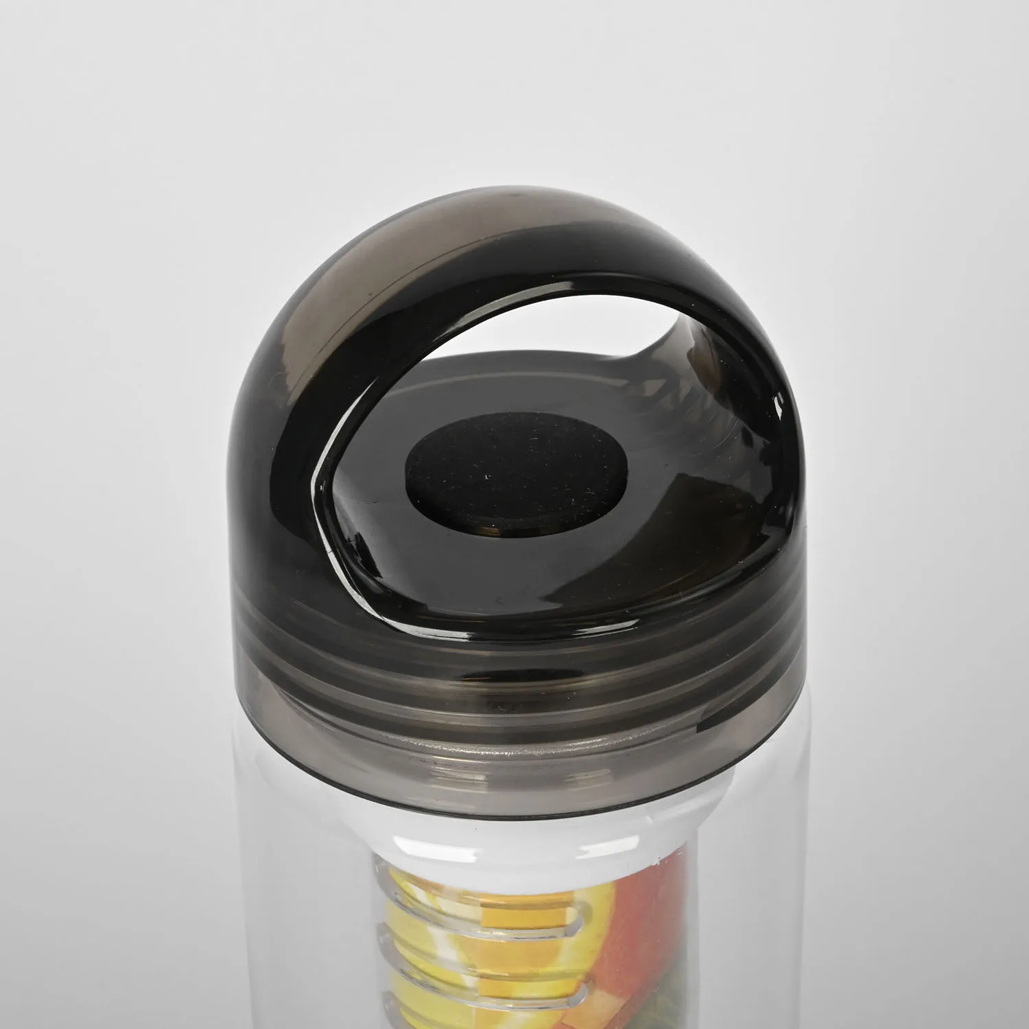 Portable Leak-Proof Plastic 700ml Sports Custom Transparent Fruit Infused Water Bottle with Handle BPA Free for Fruits Juice