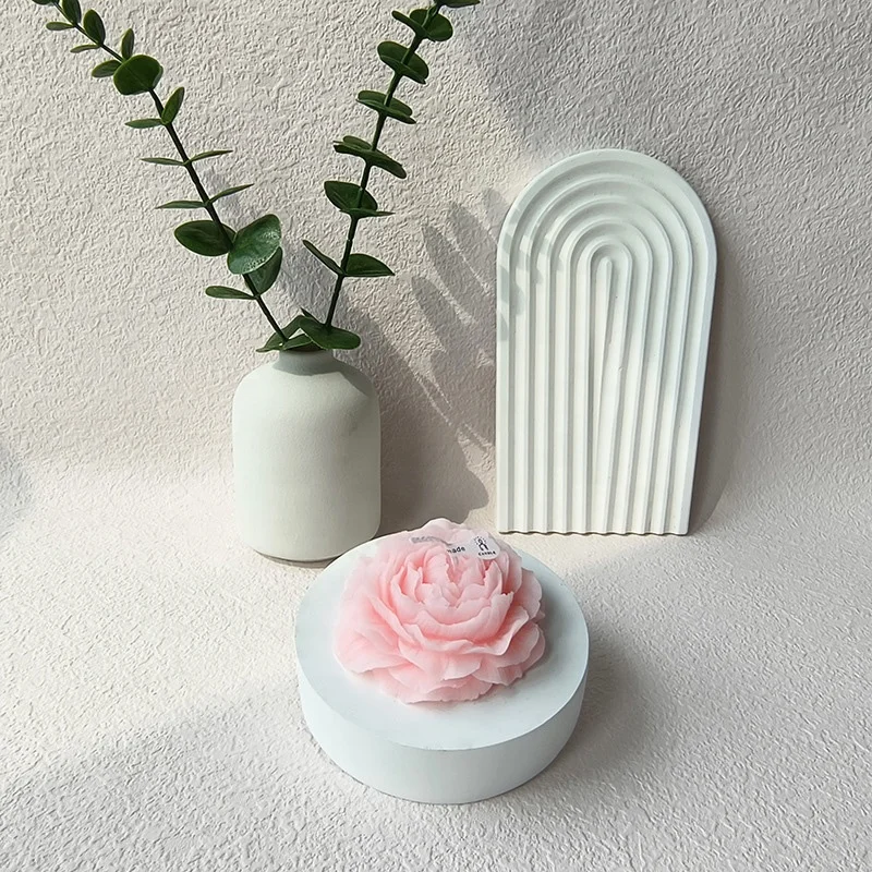 Wholesale decorative flower aromatherapy peony shaped flower scented candle for wedding home decor