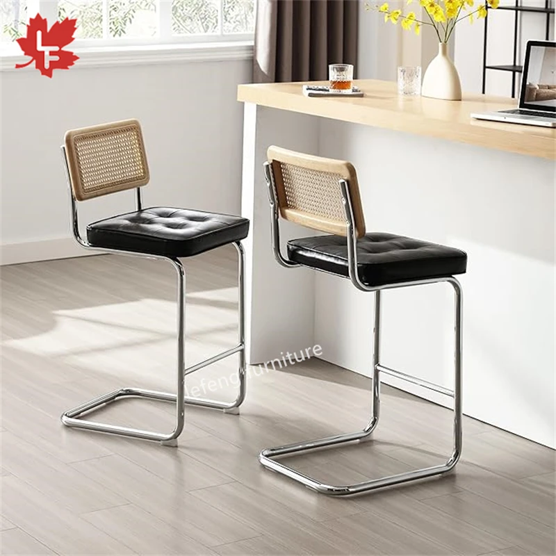 Домашний винтажный садовый деревянный тростниковый барный сидение металлические высокие черные ножки обеденный стул из натурального ротанга барные стулья cadeira