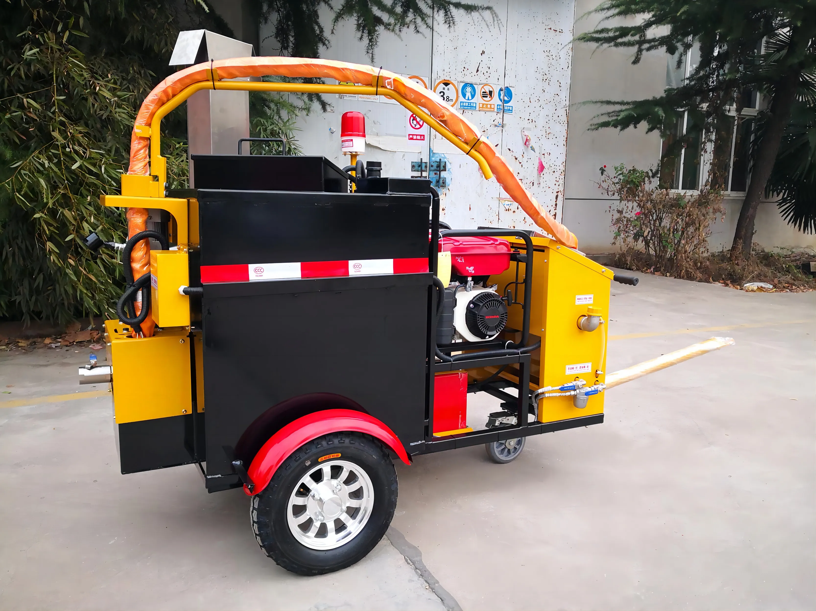 High Quality Asphalt Crack Sealing Machine 100L Hand Pushed Small Filling Machine