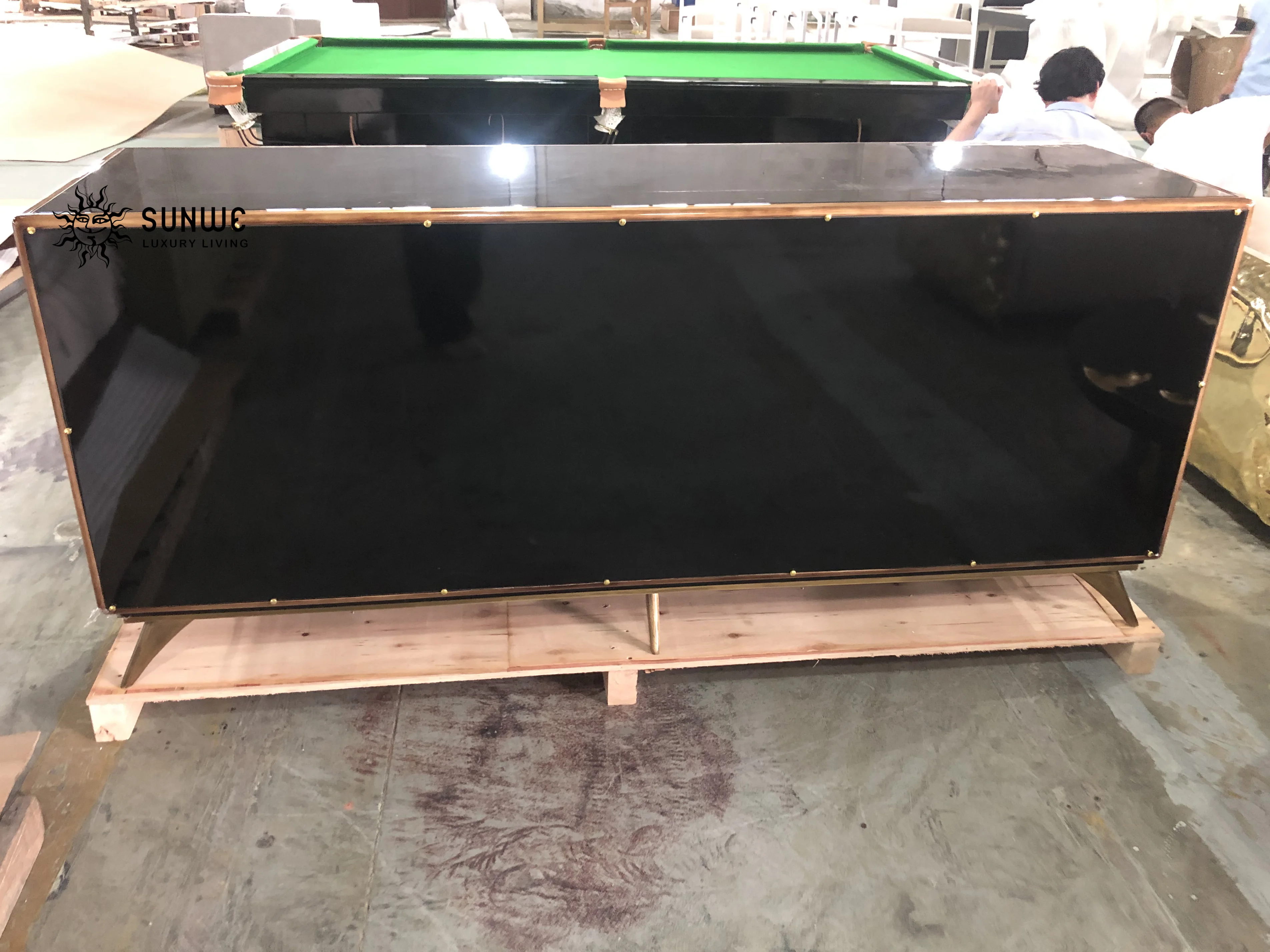 Hot Sale Modern Designs Living Room Wooden Cabinet plum Blossom Sideboard