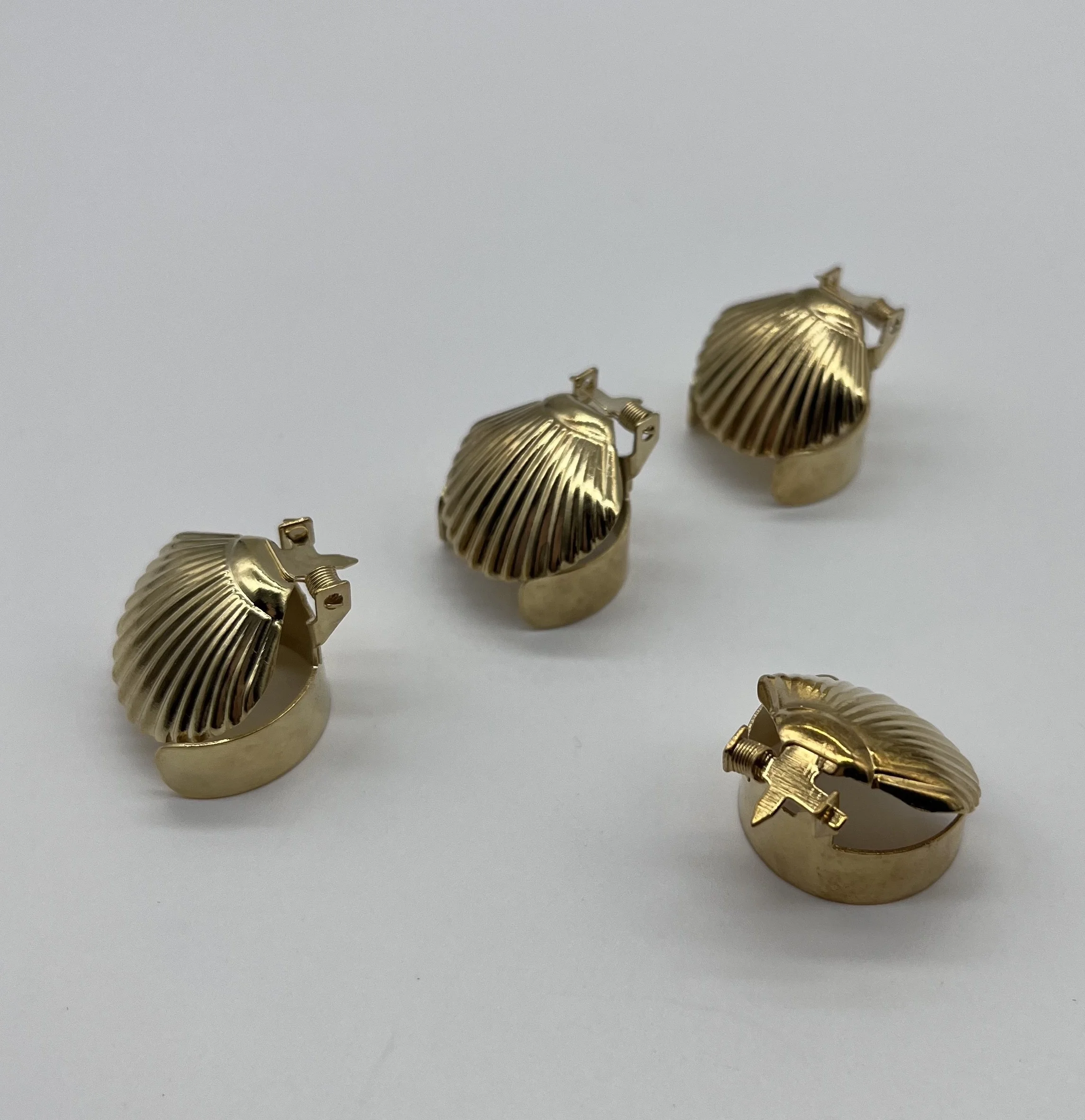 2023 wholesale Rod wax metal safety candle trimmer ring automatic candle extinguisher snuffer