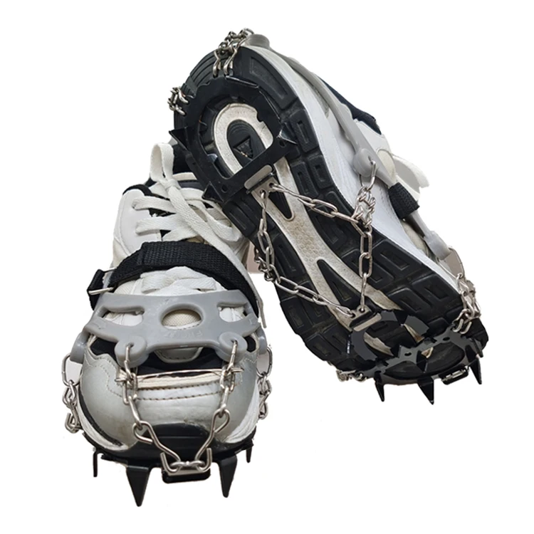 Outdoor 12-Tooth Crampons Steel Claws With Resistance To Snowboard High Altitude Mountaineering Non-Slip Ice Climbing