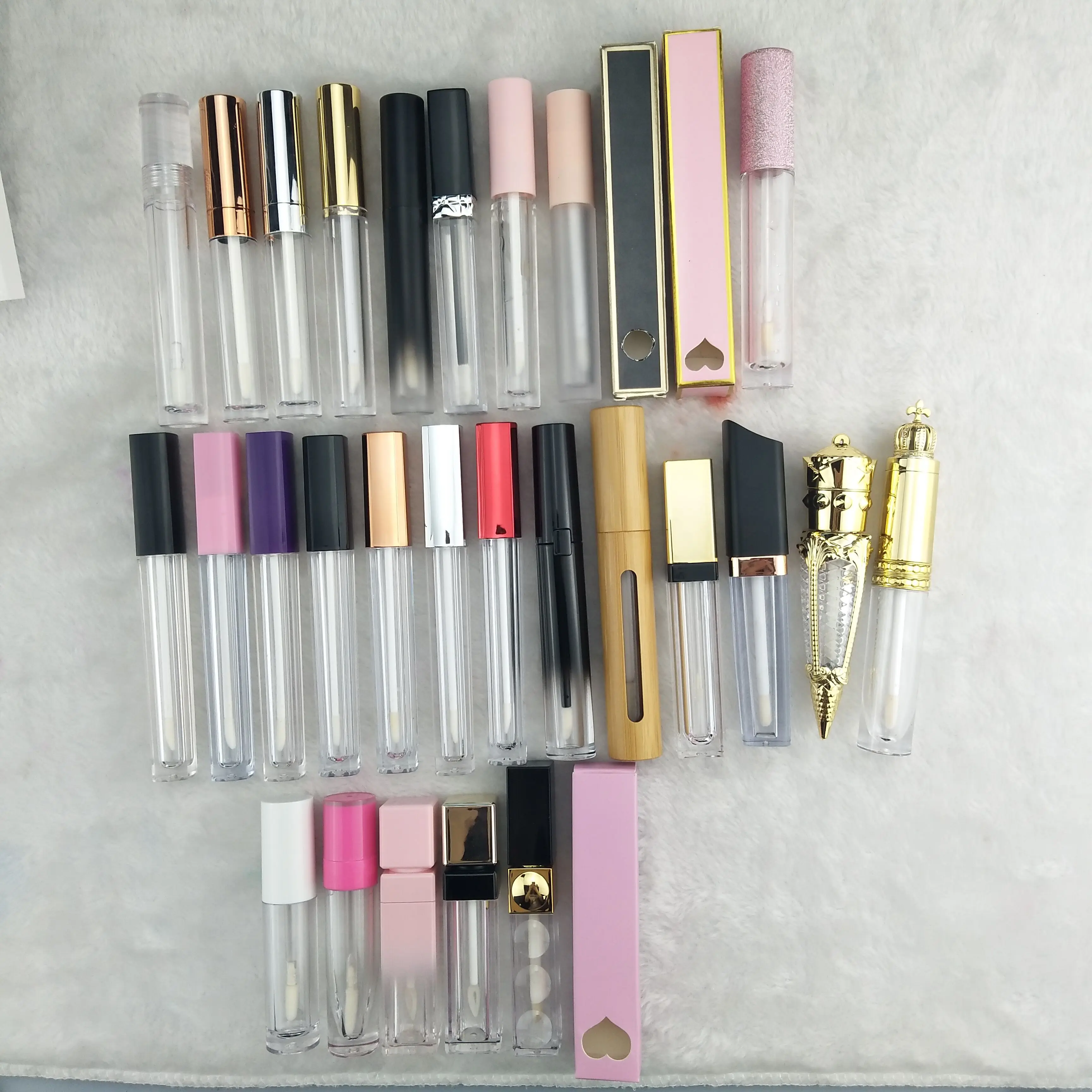 
Cheap Custom Lipgloss Packaging Box Case Customized Plastic Lipgloss Container Lip Gloss Plastic Tube With Applicator 