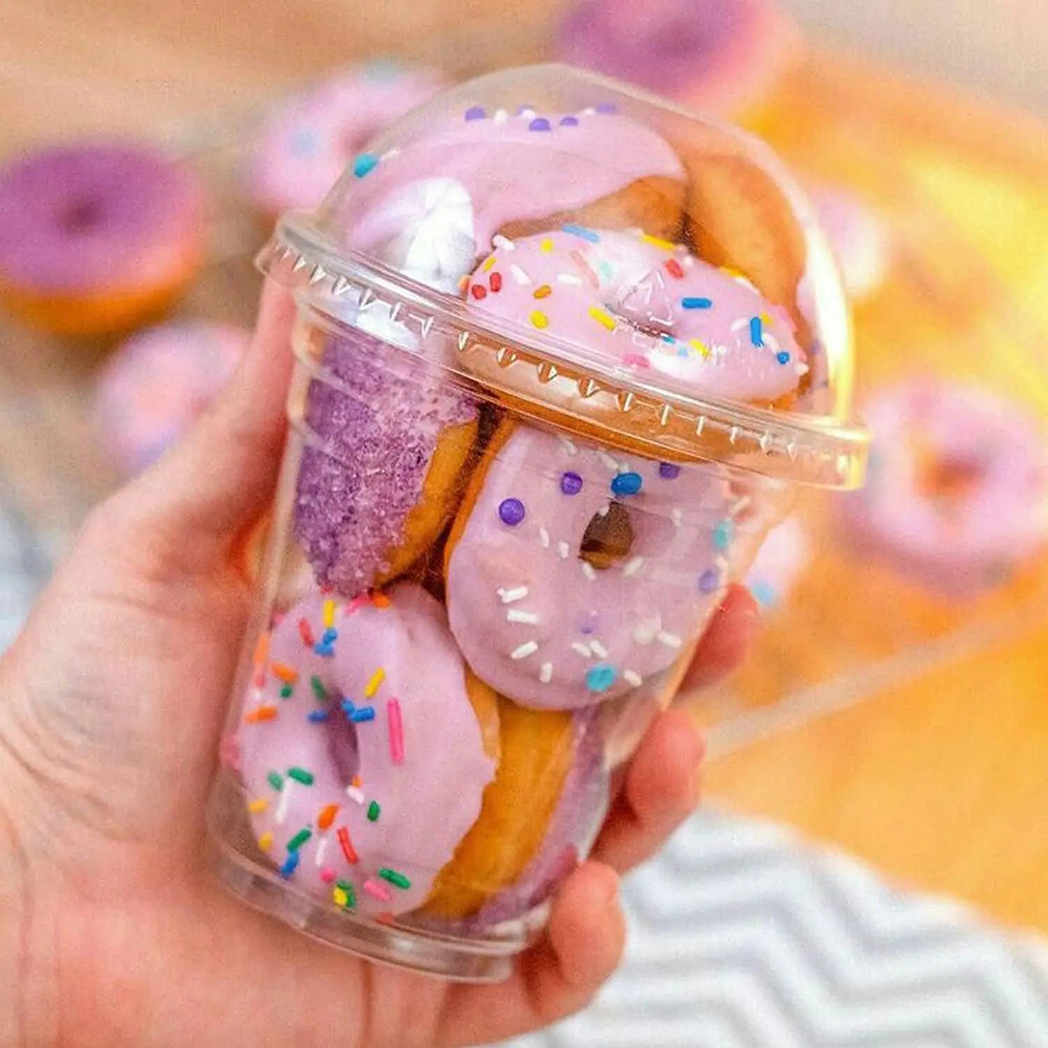 8oz 9oz 12 oz Clear Plastic PET PP Disposable Dessert Parfait Cups with Dome Lids for Ice Cream to go Cold Coffee Drinks Cupcake