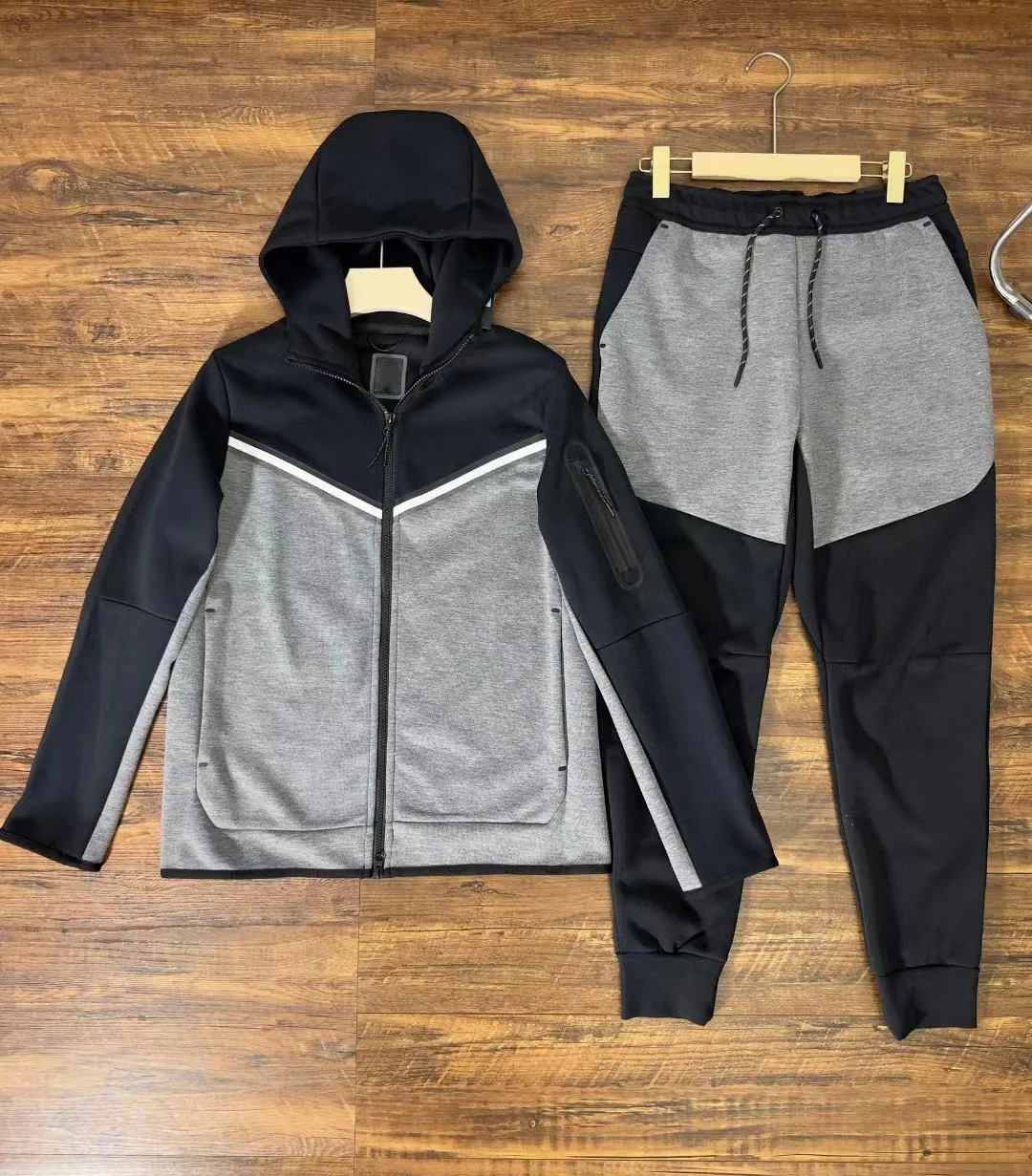 2024 Hip hop trend Tech fleece suit sportswear tracksuit Hooded tracksuit men Cotton Pants Casual mens sportswear