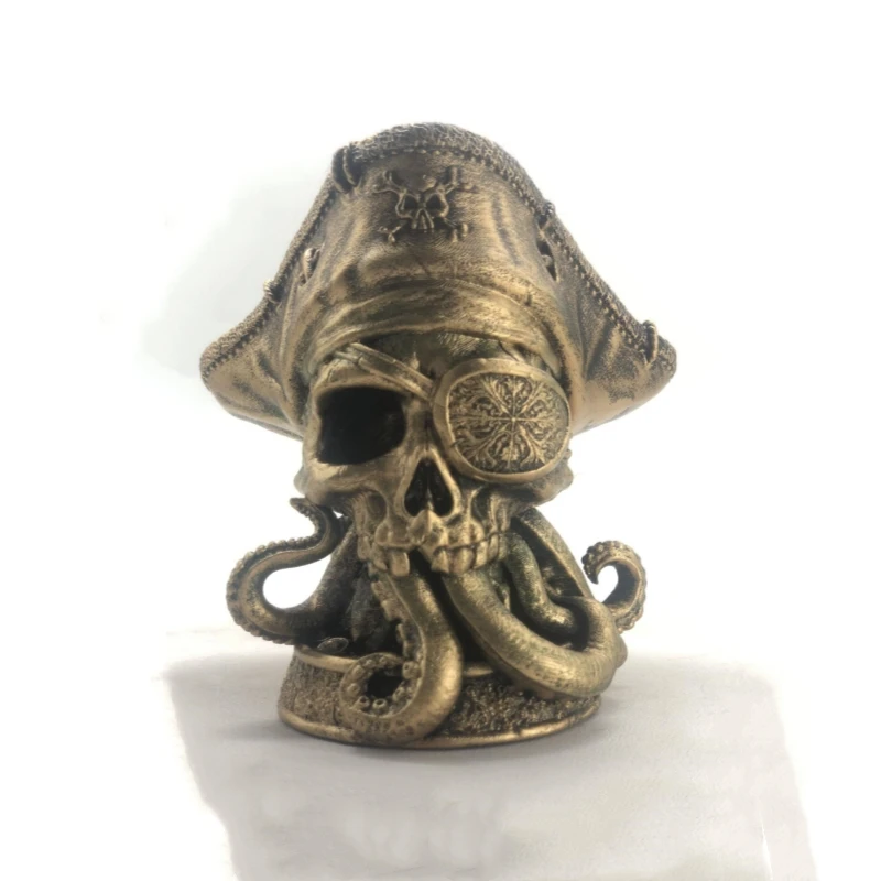 Polyresin Skull Decorative Ornaments For Gothic Pirate Skull With Cigar For Kids Friend And Decor Item