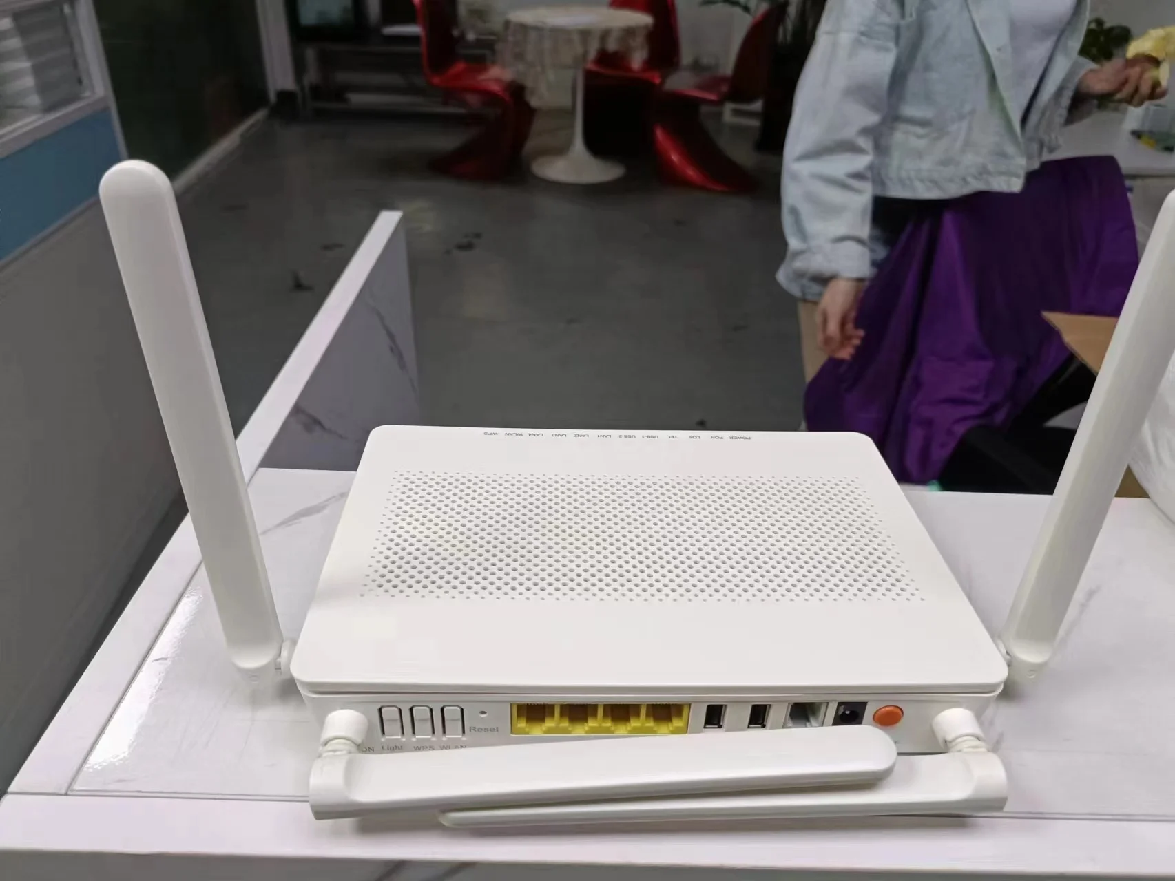 HG6821 4GE+2TEL+WIFI + USB Port  GPON /EPON /XPON  HGU Router Mode English Version