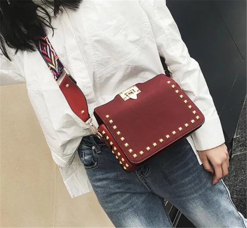 Hot sale factory direct custom lady handbag college girls hand bags cheap china import bag from guangzhou