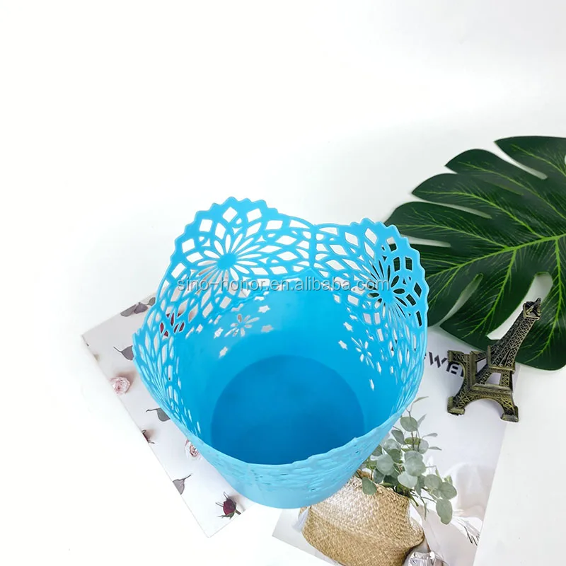 
Hollow Desktop Trash Can Storage Basket Rattan Trash 