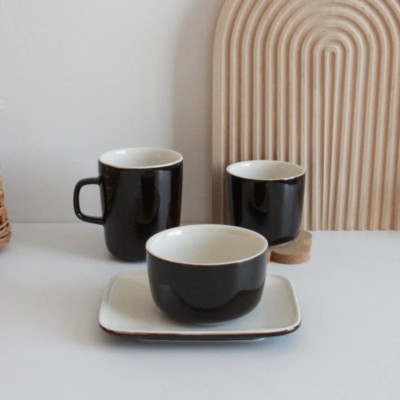 Custom Black Color Glaze White Porcelain Dinnerware Ceramic Plate And Bowl Cup Tableware Set