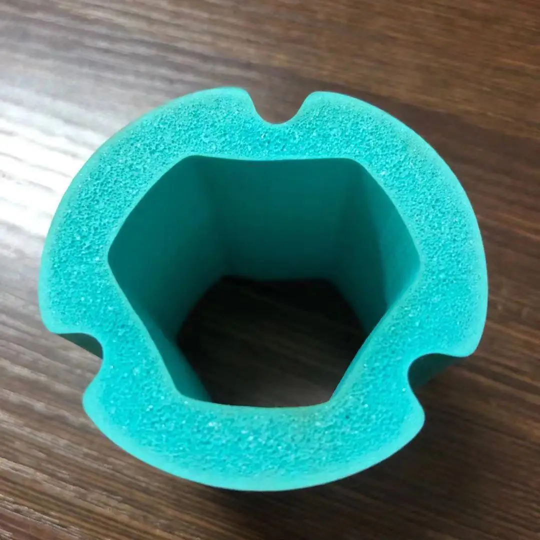 Custom Shape Soft Nbr Foam tube NBR Flexible Elastomeric Thermal Insulation Tubes Closed-cell Elastomeric Foam Structure